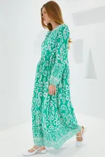 Robe longue en viscose à motifs verts et blanc cassé pour femme, 1947