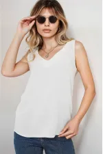 Kadın Beyaz V Yaka Sıfır Kol Bluz HZL25S-BD19501