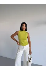 Kadın Fıstık Yeşil Balıkçı Yaka Sıfır Kol Sandy Crop Bluz HZL26S-FRY123931 Kadın Fıstık Yeşil Balıkçı Yaka Sıfır Kol Sandy Crop Bluz HZL26S-FRY123931