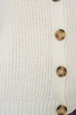 Gilet court boutonné en maille - Écru 15881