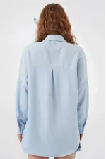 Kadın Buz Mavi Oversize Çift Cepli Keten Gömlek HZL22S-BD1201261