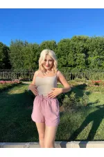 Kadın Gül Kurusu Beli Lastikli Yırtmaç Detaylı Cepli Keten Şort HZL24S-ZK11071