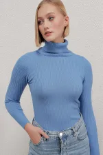 Pull col roulé côtelé bleu pour femme HZL22W-BD1445001