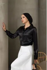 Kadın Siyah Tesettür Küçük ve Büyük Bedenler Hafif Dökümlü Saten Yüzeyli Gömlek HZL25W-BD139641