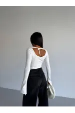 Kadın Beyaz Uzun Kollu Arkası Bağlamalı Fit Kesim Crop Bluz HZL25W-FRY122771