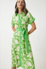 Kadın Yeşil Krem Kuşaklı Çiçek Desenli Düğmeli Yazlık Viskon Elbise HZL24S-BD124551
