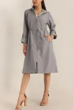 Trench-coat long à capuche gris pour femme avec cordon de serrage à la taille HZL22W-BD190911
