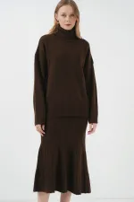 Ensemble deux pièces (pull, jupe et tricot) 15892 - Marron