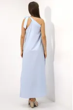 Kadın Açık Mavi Omuzdan Bağlamalı Maxi Boy Dekoalteli Poplin Dokuma Elbise HZL22S-DSB110031