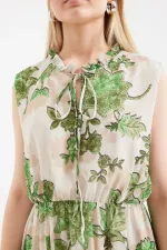 Robe sans manches en mousseline à motifs 2503 - Verte