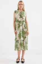 Robe sans manches en mousseline à motifs 2503 - Verte