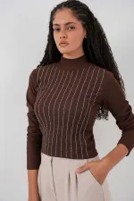 Kadın Kahverengi Yarım Balıkçı Önü Taşlı Body HZL25W-BD19221