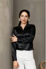 Kadın Siyah Tesettür Küçük ve Büyük Bedenler Hafif Dökümlü Saten Yüzeyli Gömlek HZL25W-BD139641