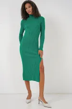 Robe fendue en maille verte 15828