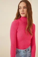 Pull col roulé côtelé fuchsia pour femme HZL22W-BD1445001