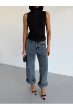 Women's Black Turtleneck Sleeveless Sandy Crop Blouse HZL26S-FRY123931 Women's Black Turtleneck Sleeveless Sandy Crop Blouse HZL26S-FRY123931