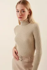 Pull col roulé côtelé beige pour femme HZL22W-BD1445001