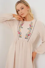 Kadın Nakışlı Uzun Tesettür Elbise 2550 - Krem