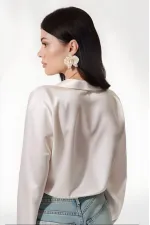 Kadın Yeni Krem Hafif Dökümlü Saten Yüzeyli Gömlek HZL22W-BD139641