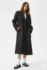 Trench-coat croisé noir doublé et ceinturé pour femme, modèle saisonnier HZL25W-BD159411