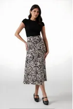 Kadın Açık Bej Zebra Desenli Saten Yüzeyli Beli Lastikli Midi Boy Etek Hzl23S-BD1101471