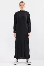 Robe longue en maille noire 15839