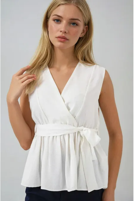 Kadın Beyaz Kruvaze Yaka Beli Lastikli Kuşaklı Bluz HZL25S-BD19661