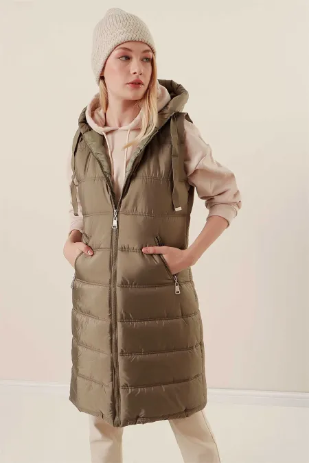 Kadın Çağla Yeşili Sabit Kapüşonlu Astarlı Uzun Şişme Yelek HZL22W-BD151401