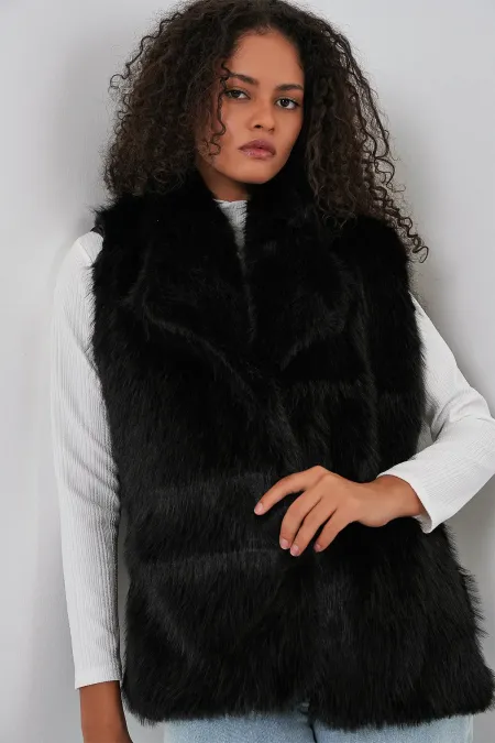 Gilet en fourrure pour femme 6804 - Noir