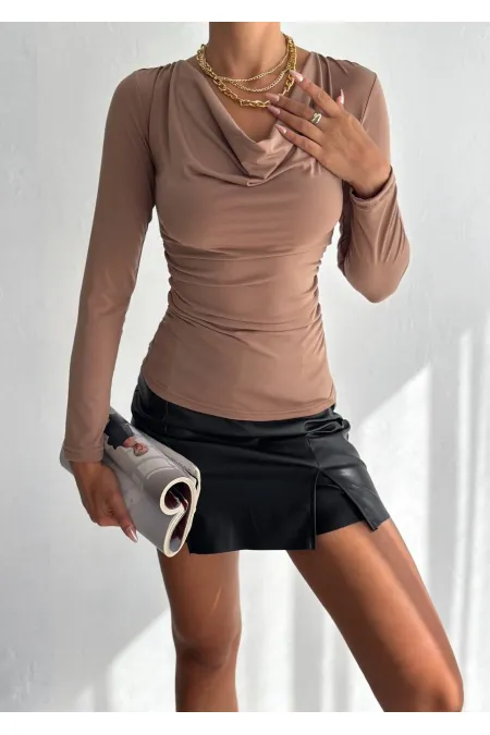 Kadın Bej Degaje Yaka Yandan Büzgülü Uzun Kol Sandy Bluz HZL24W-FRY122481