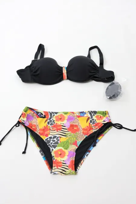 Women's Black Multicolored Patterned Lined Triangle Bikini Set HZL24S-LC3336