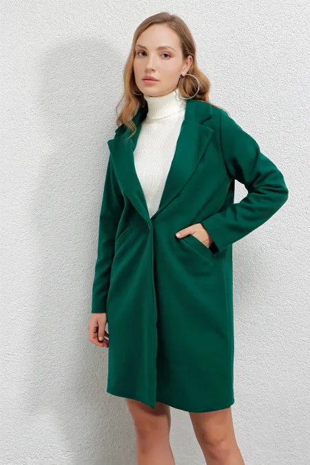 Kadın Zümrüt Yeşili Tek Düğmeli Çift Cepli Astarlı Şık Kaşe Kaban HZL23W-BD190851