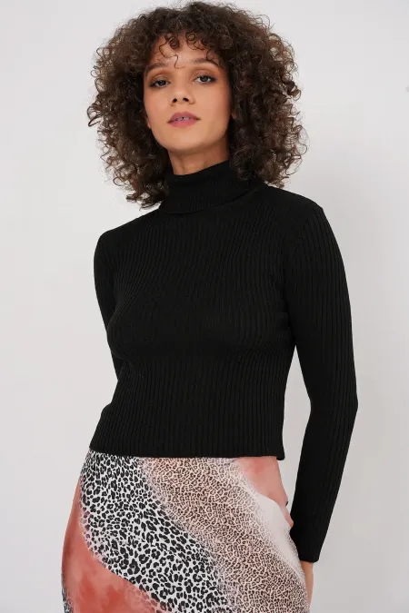 15896 Boğazlı Triko Kazak - Siyah