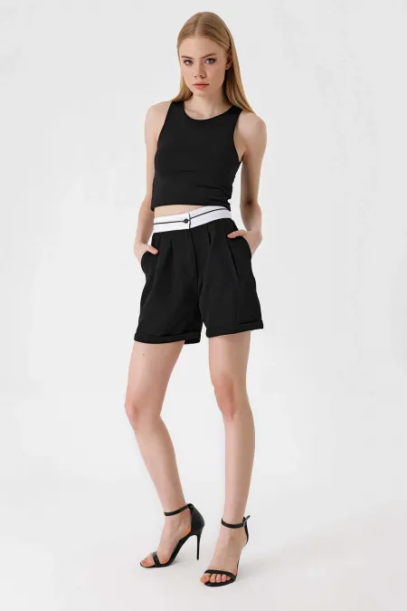 Women's Black Reverse Belt Detailed High Waist Shorts HZL24S-BD153231 Women's Black Reverse Belt Detailed High Waist Shorts HZL24S-BD153231