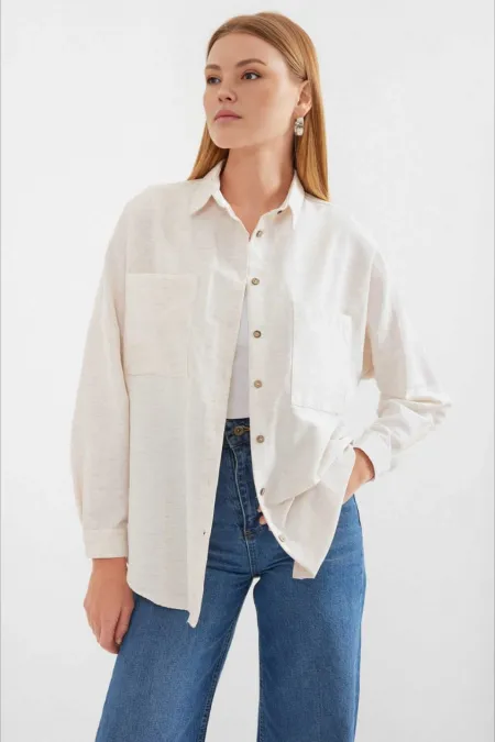 Kadın Ekru Oversize Çift Cepli Keten Gömlek HZL22S-BD1201261
