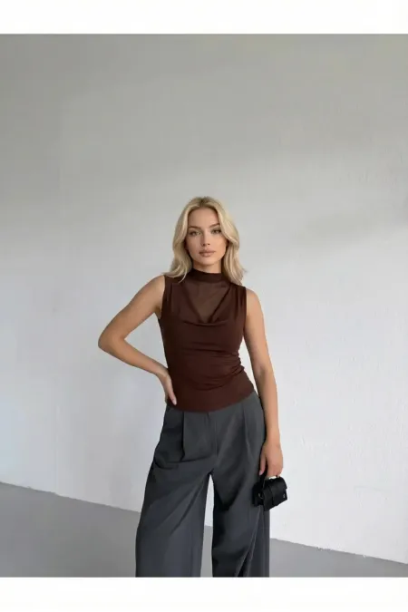 Kadın Kahverengi Tül Detay Degaje Yaka Yanlardan Drapeli Sandy Bluz HZL26S-FRY123791