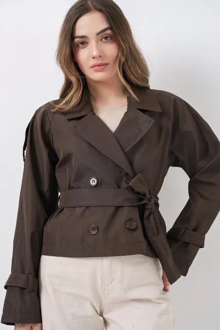 Trench-coat court ceinturé pour femme 5970 - Marron foncé