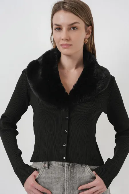 Gilet en maille à col en fourrure 15922 - Noir