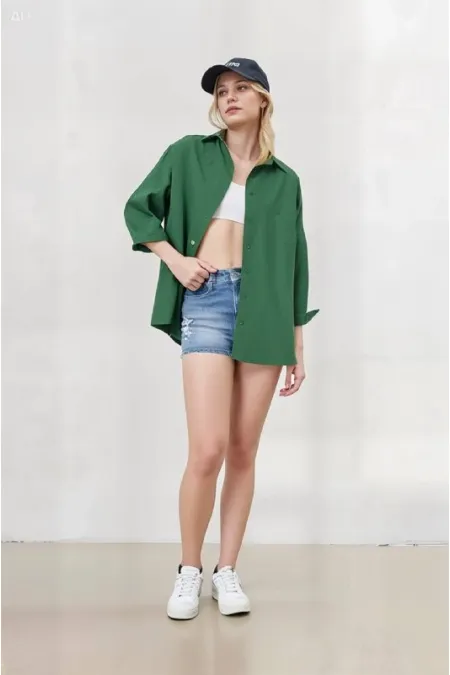 Kadın Zümrüt Yeşili Oversize Uzun Basic Gömlek HZL22W-BD139001