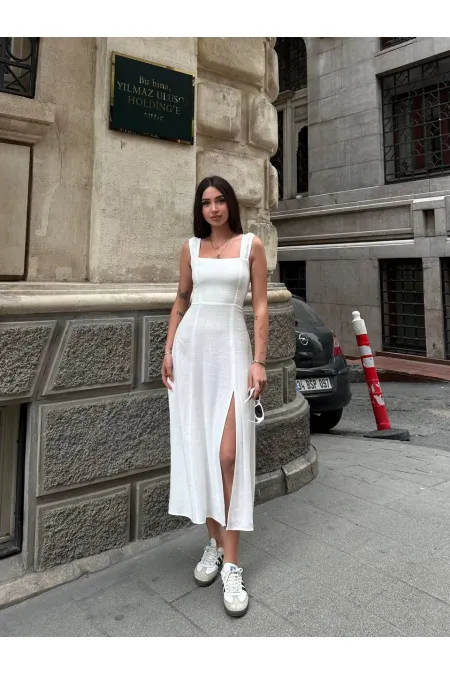 Kadın Beyaz Arkadan İp Bağlamalı Yırtmaç Detaylı Keten Elbise HZL25S-ZK11241