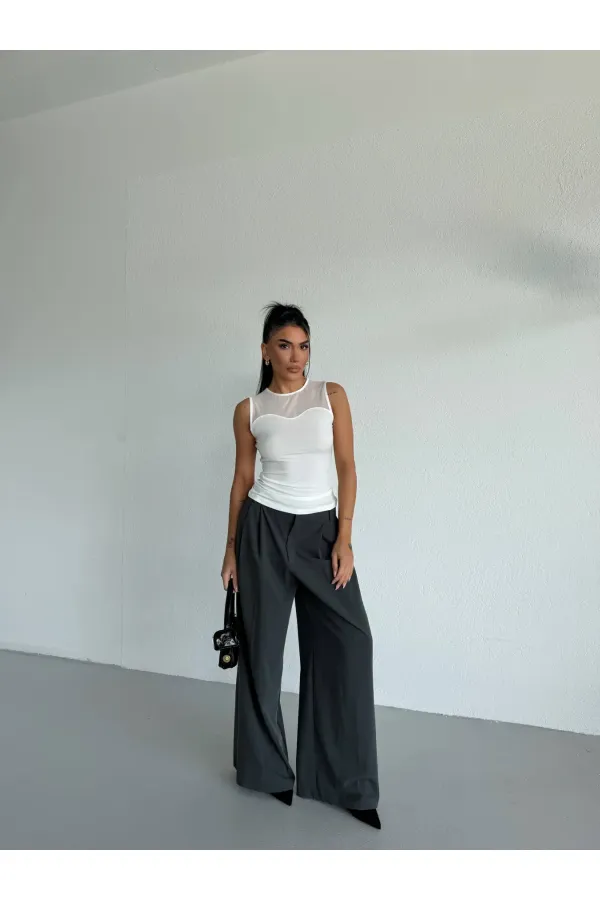 Kadın Beyaz Kolsuz Likralı Tül Detay Sandy Bluz HZL26W-FRY123721