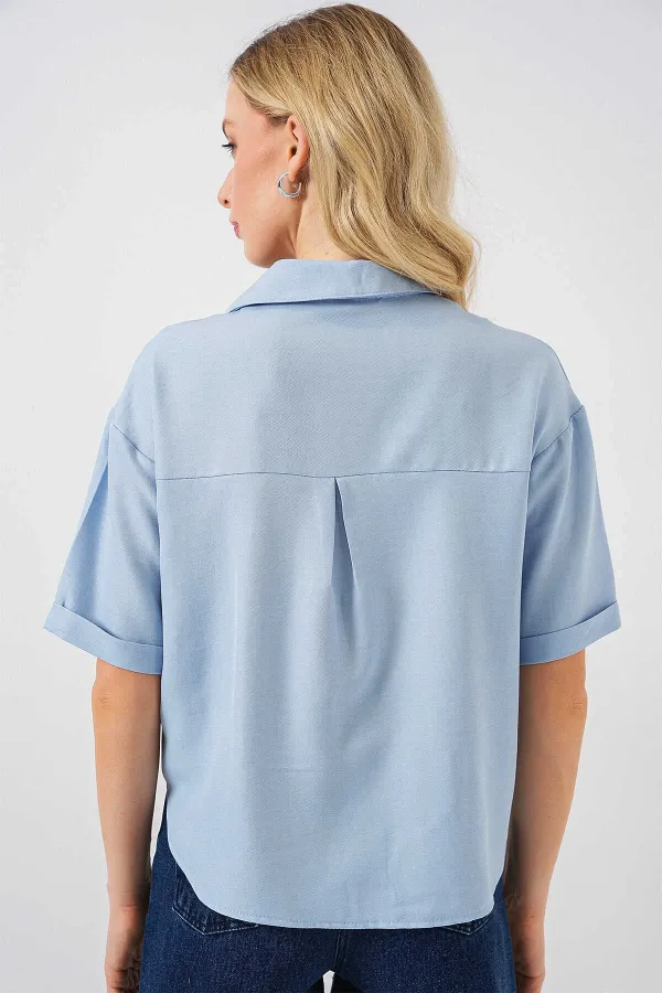 Kadın Mavi Keten Görünümlü Crop Gömlek HZL25S-BD1203391