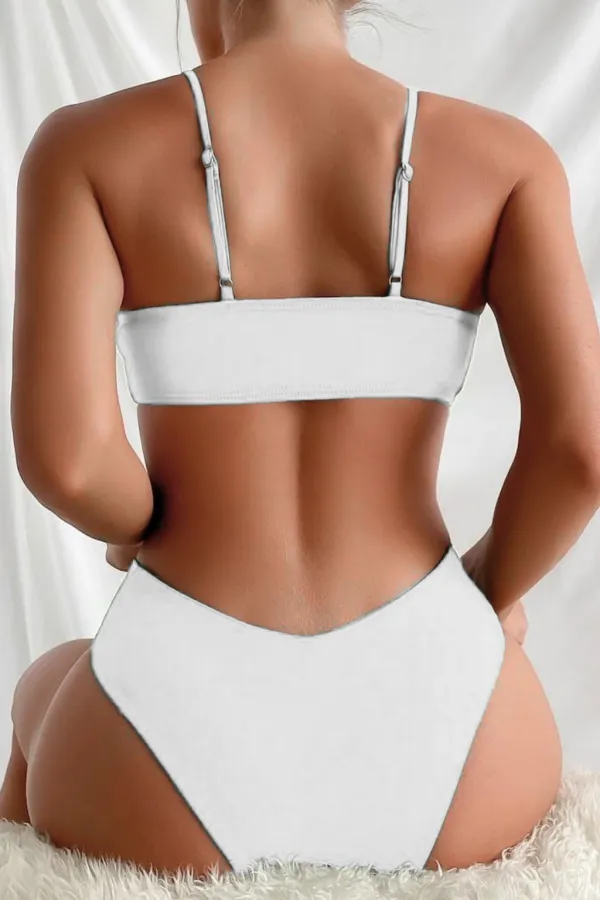 Kadın Beyaz İp Detaylı Astarlı V Kesim Üçgen Bikini Takım HZL24S-LC2234
