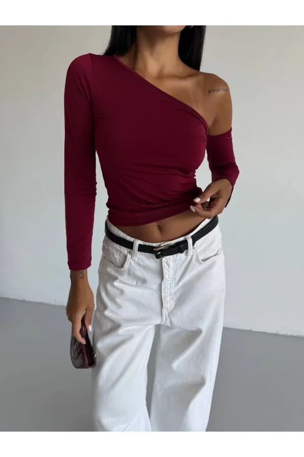 Kadın Bordo Asimetrik Yaka Drapeli Sandy Bluz HZL25S-FRY123361
