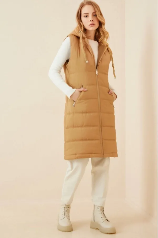 Kadın Camel Sabit Kapüşonlu Astarlı Uzun Şişme Yelek HZL22W-BD151401