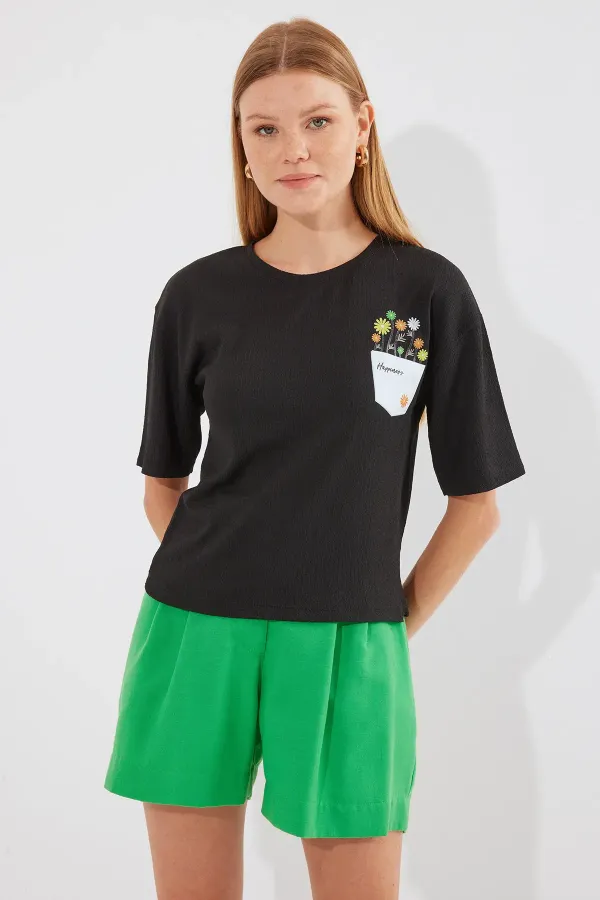 912 Printed Knitted Basic T-Shirt - Black