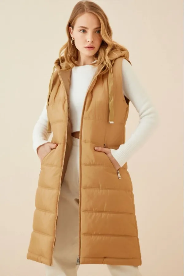 Kadın Camel Sabit Kapüşonlu Astarlı Uzun Şişme Yelek HZL22W-BD151401