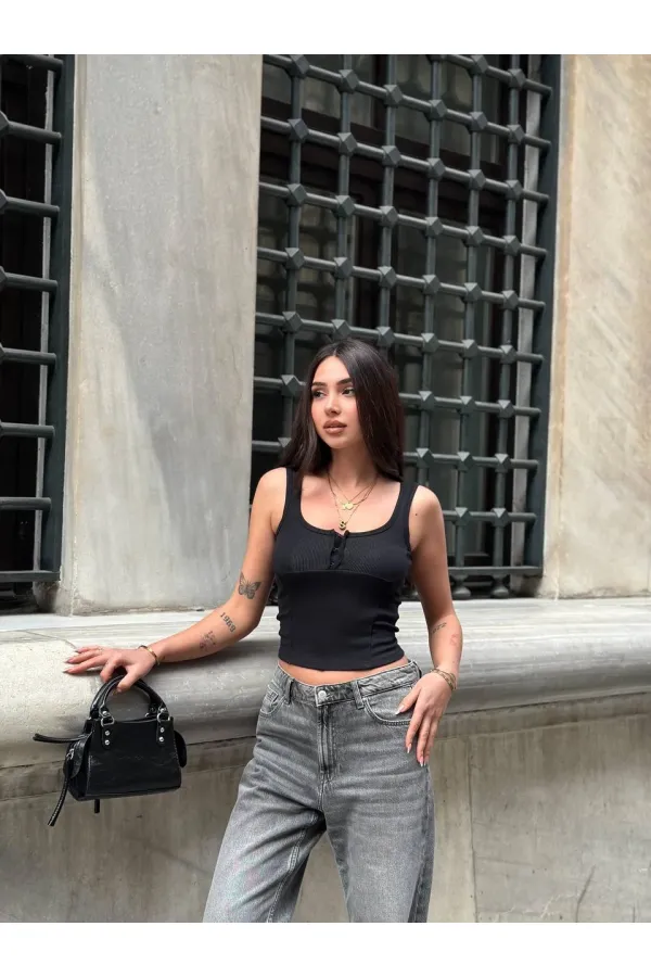 Kadın Siyah Önü Çıt Çıt Kapamalı Crop HZL25S-ZK11671