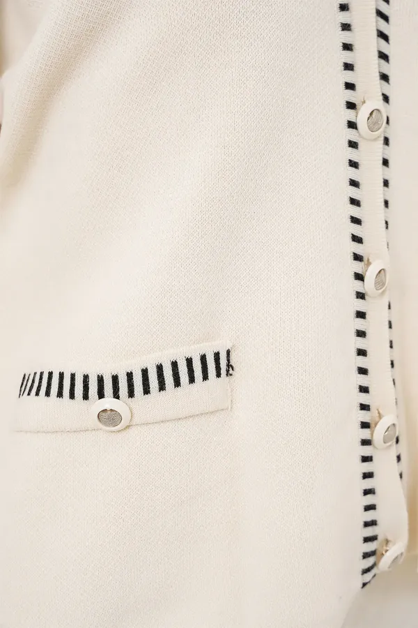 Ensemble deux pièces pour femme : cardigan et pantalon en maille brodée, réf. 15963 - Écru