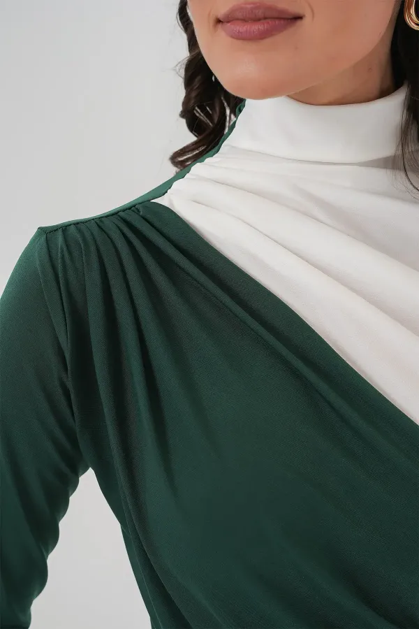 940 Gathered Detail Sandy Blouse - Emerald Green